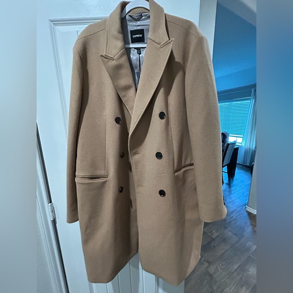 Men’s Coat. NWT- Never been worn - Picture 1 of 4